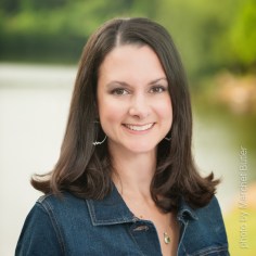 Gina Ciocca author photo