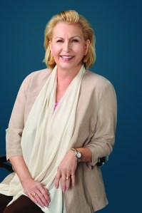 Author Pic - Linda Howard